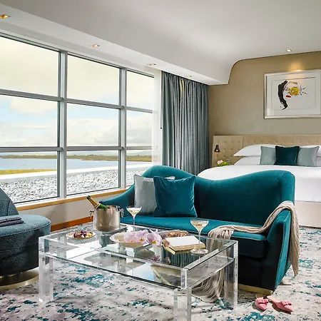 The G & Hotel