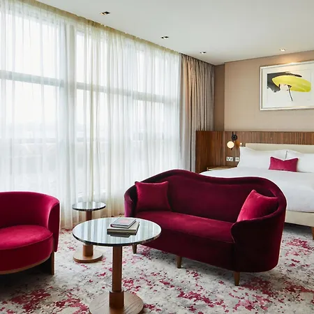 The G & Hotel