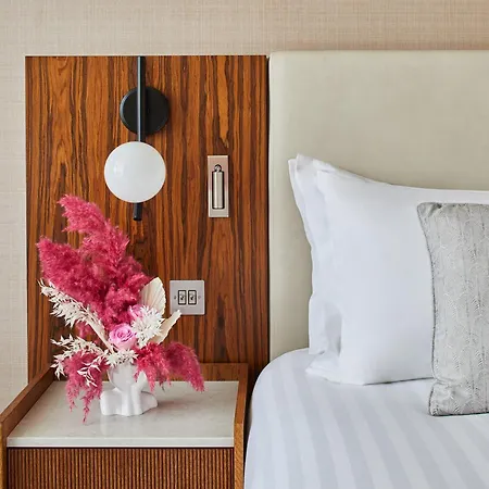 The G & Hotel