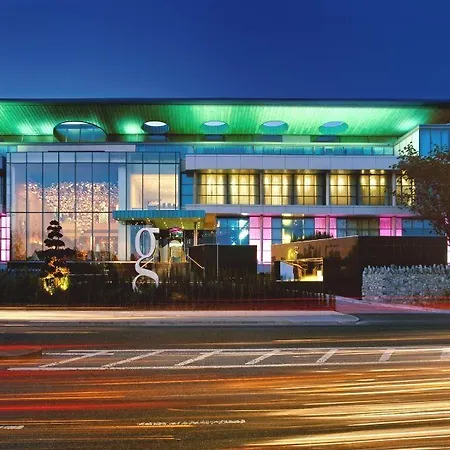 The G & Hotel
